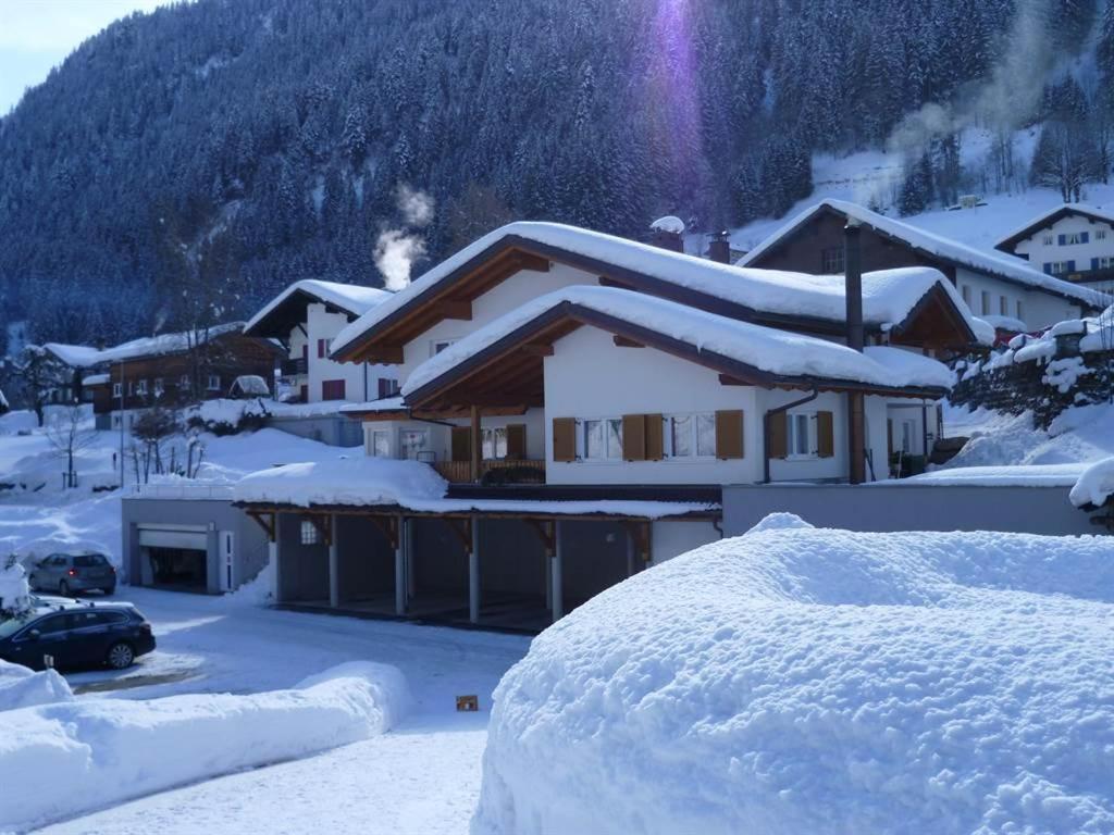 Haus Dagmar Apartment Silbertal Exterior foto